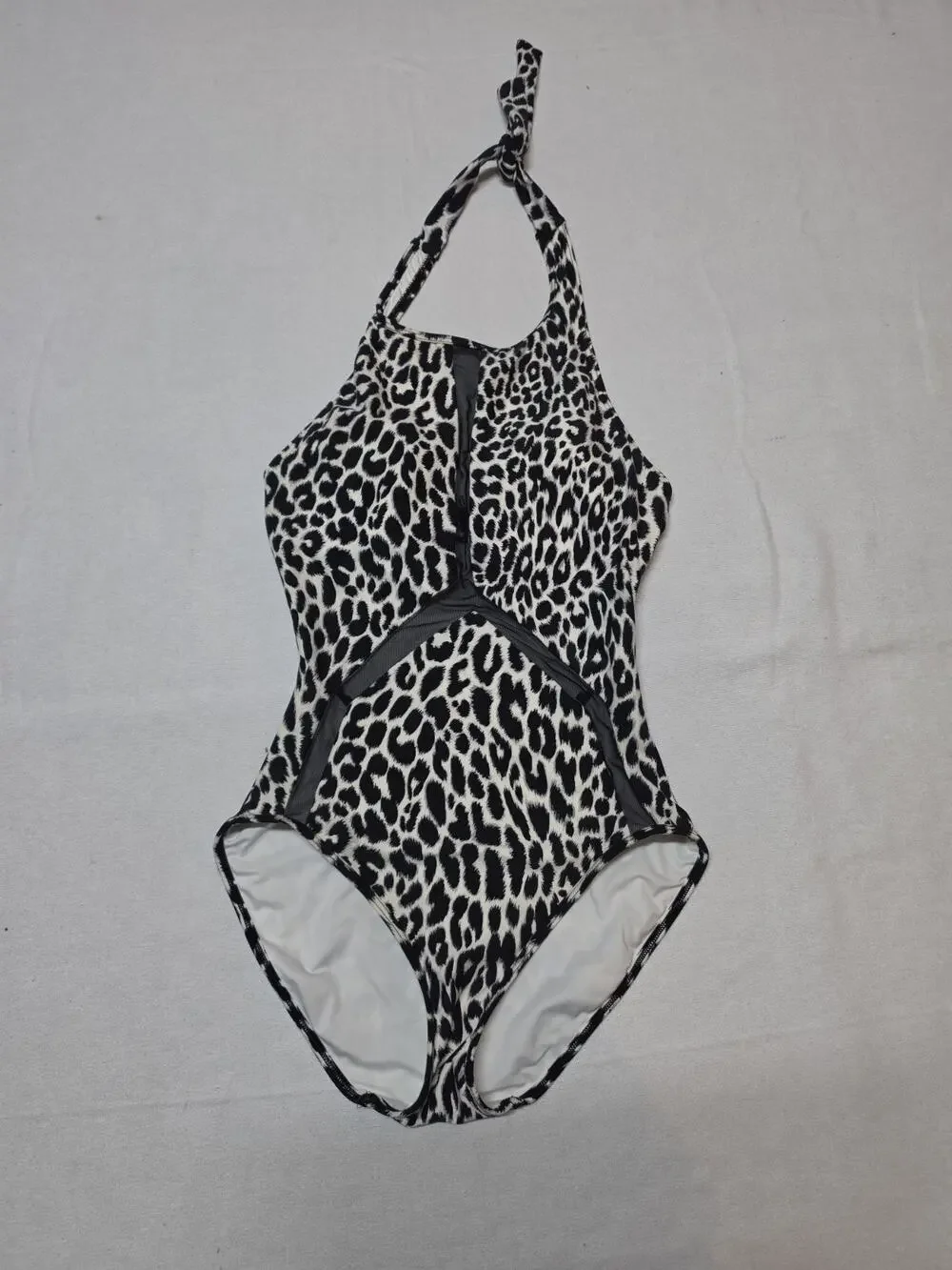 Carman Marc Valvo Leopard Print Swim Suit Womens Size 6